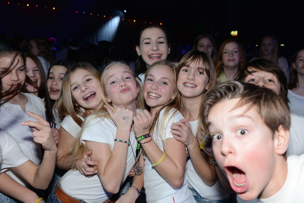 ../Images/Jeugddisco White Edition 147.jpg